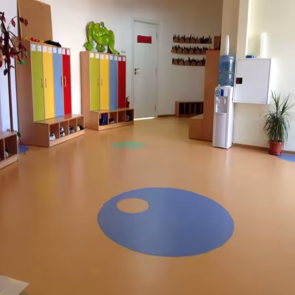 practical & Waterproof Sheet Vinyl Flooring